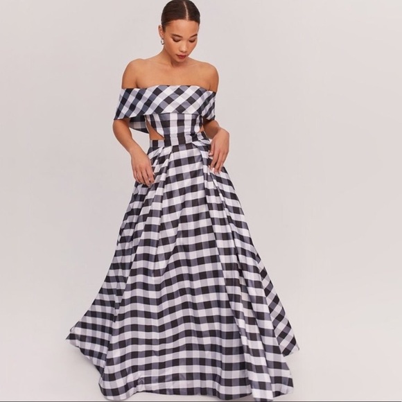 Fame and Partners Dresses & Skirts - Fame and Partners zenith dress Black white 18